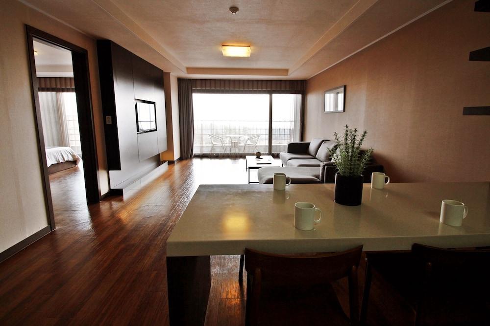 Luceville Seogwipo Extérieur photo