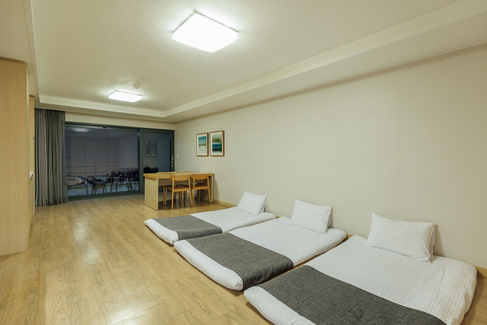 Luceville Seogwipo Extérieur photo