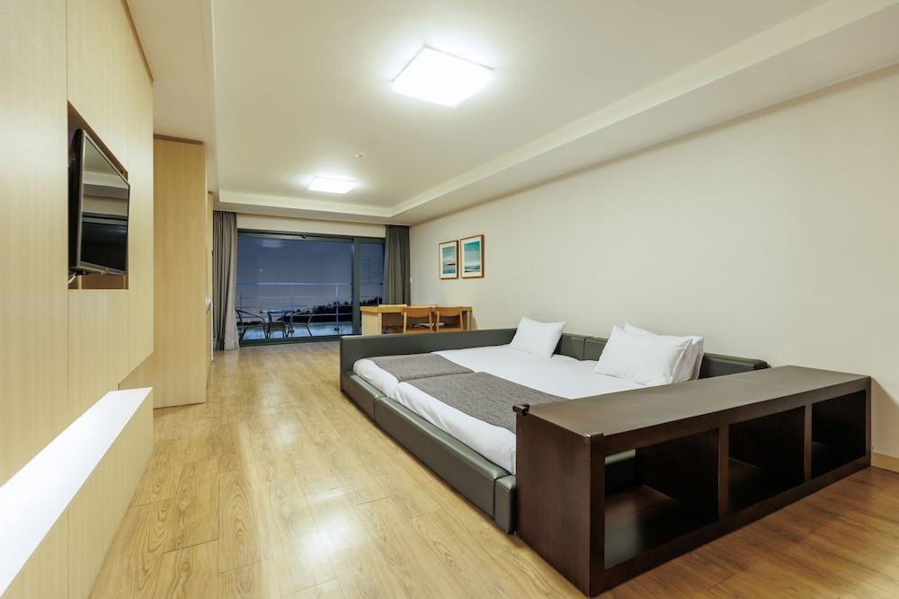 Luceville Seogwipo Extérieur photo